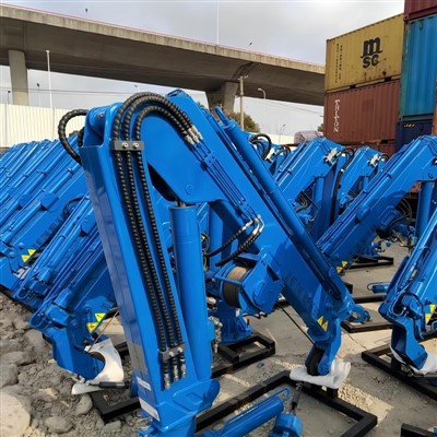 Ναυτικός Τηλεσκοπικός Γερανός 3,9tm